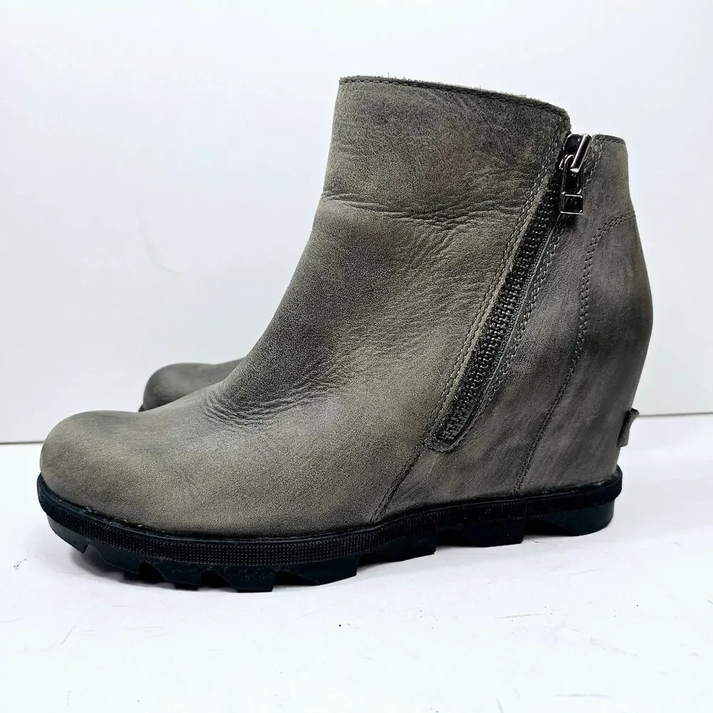 SOREL JOAN OF ARCTIC WEDGE II ZIP BOOTIE SIZE Charcoal Gray Sz 8